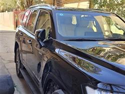 تۆیۆتا لاند کروزەر